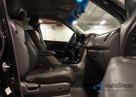 2008 Honda Pilot Ex-L z USA, uszkodzony, nr VIN 5FNYF18748B000718